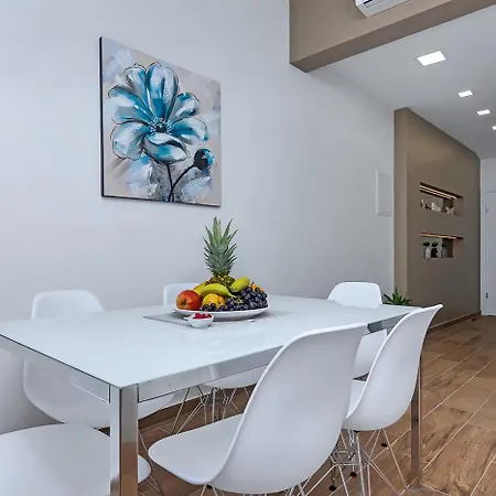 Riva Apartment Tucepi