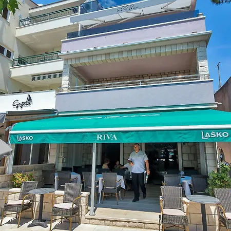 Riva Apartment *