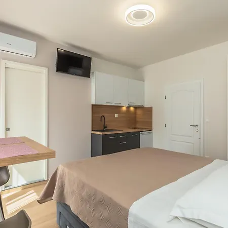 Apartment Riva Tucepi