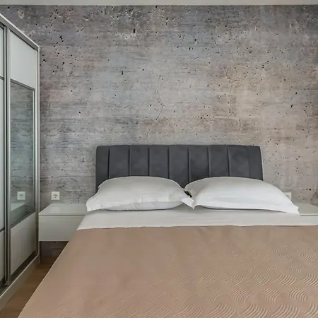Riva Apartment